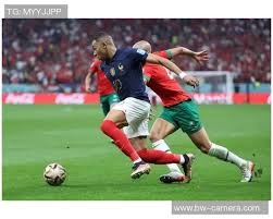 戈贝尔恶意犯规积分超标，森林狼再失爱德华兹，客场战雄鹿陷入困境