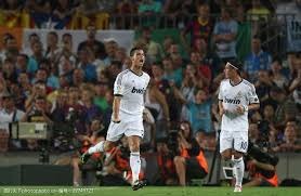 湖人队这赛季打关键球挺稳啊！