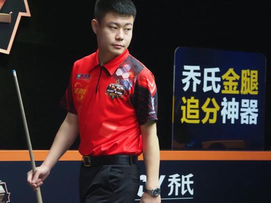 并借助这一 并借助这一