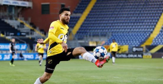 人表现都更 人表现都更